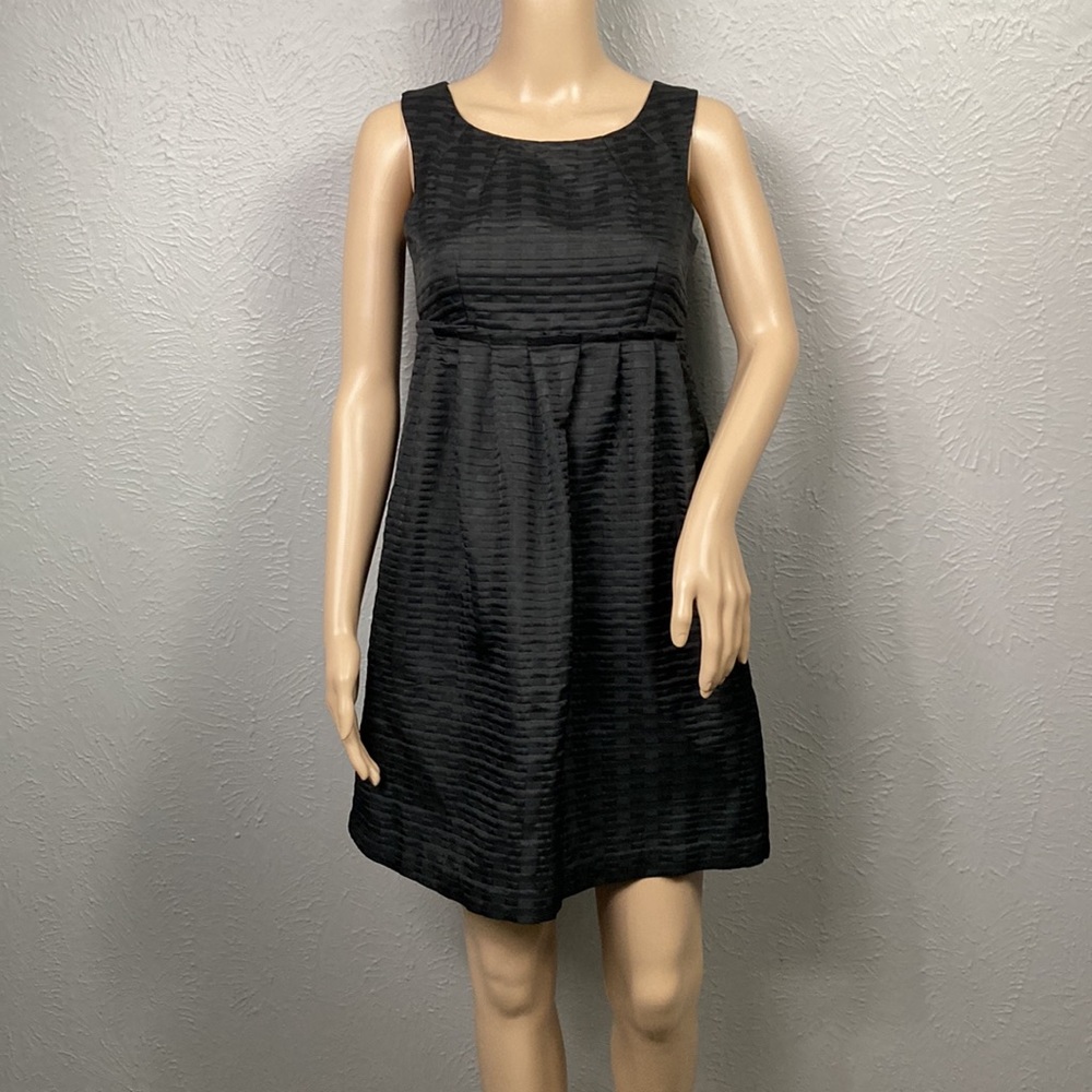 BCBG Paris Black Textured Sleeveless Mini Dress Women's Size 2